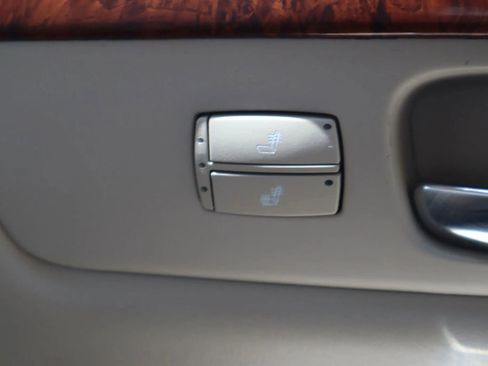 Used 2007 Cadillac DTS Luxury I image 23