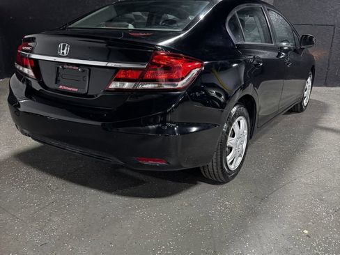 Used 2013 Honda Civic LX image 5