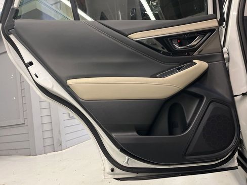 Certified 2025 Subaru Outback Limited image 33