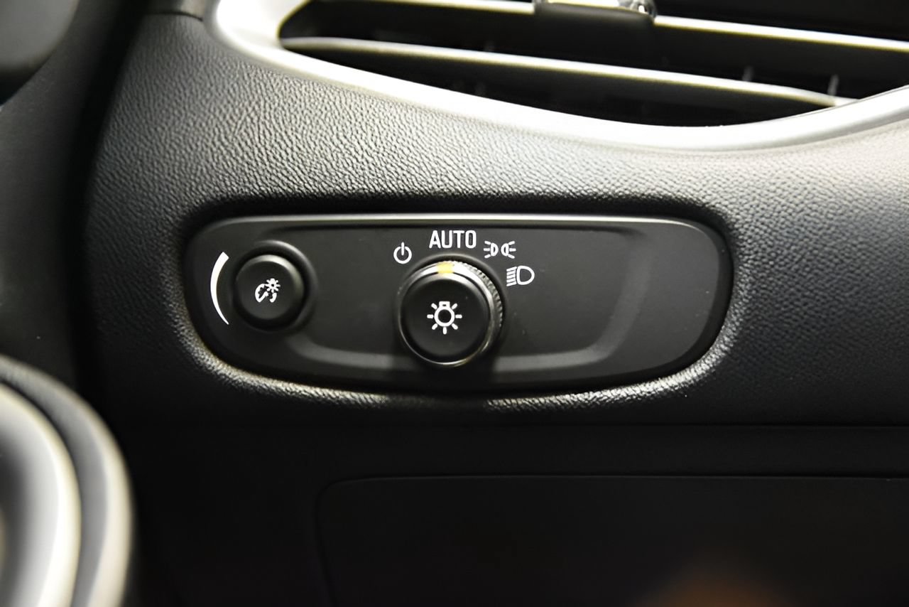 Used 2024 Chevrolet Malibu LT FWD image 22