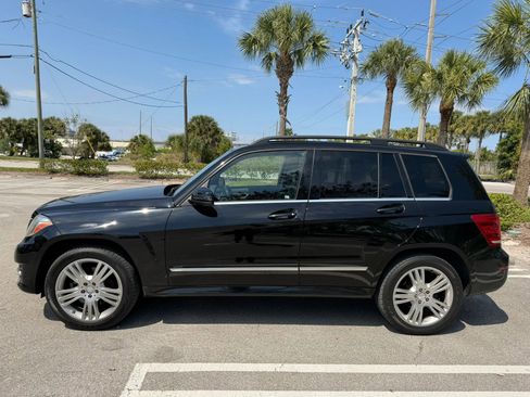 Used 2015 Mercedes-Benz GLK 350 4MATIC image 5