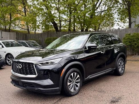 Used 2023 INFINITI QX60 Pure AWD/4WD image 2