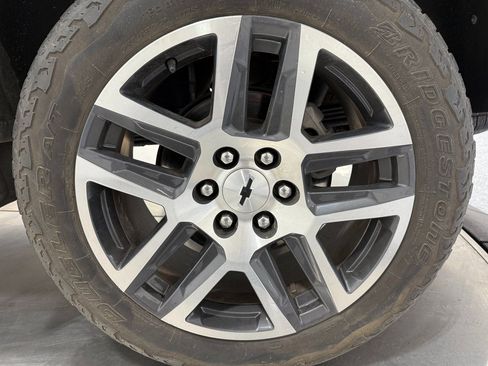 Used 2023 Chevrolet Colorado Z71 w/ Z71 Convenience Package 2 image 44