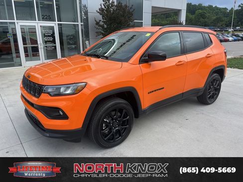 New 2026 Jeep Compass Latitude AWD/4WD image 1
