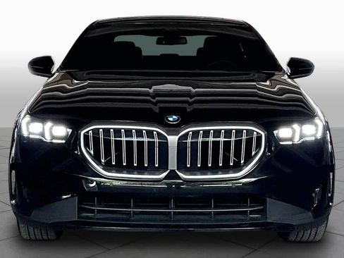 Used 2025 BMW 530i RWD image 3