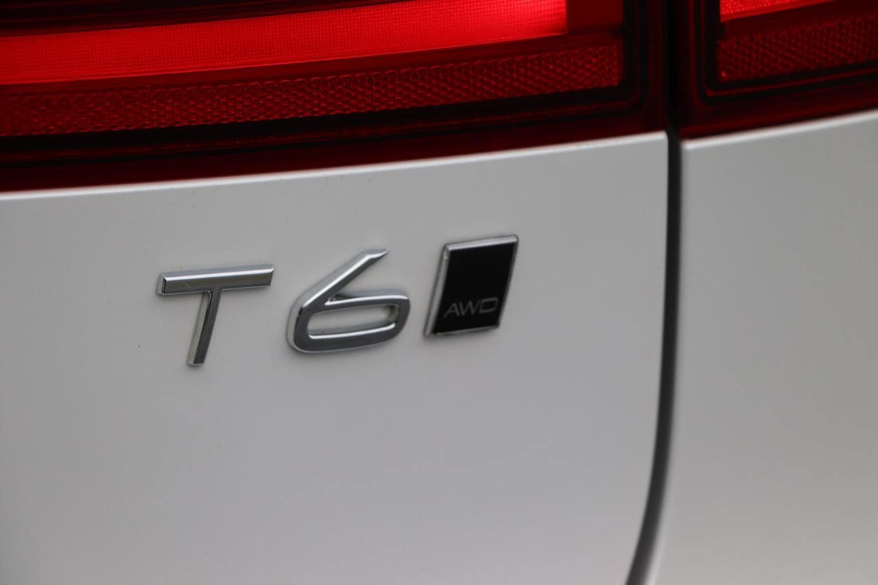 Used 2020 Volvo V90 T6 Cross Country AWD/4WD image 6