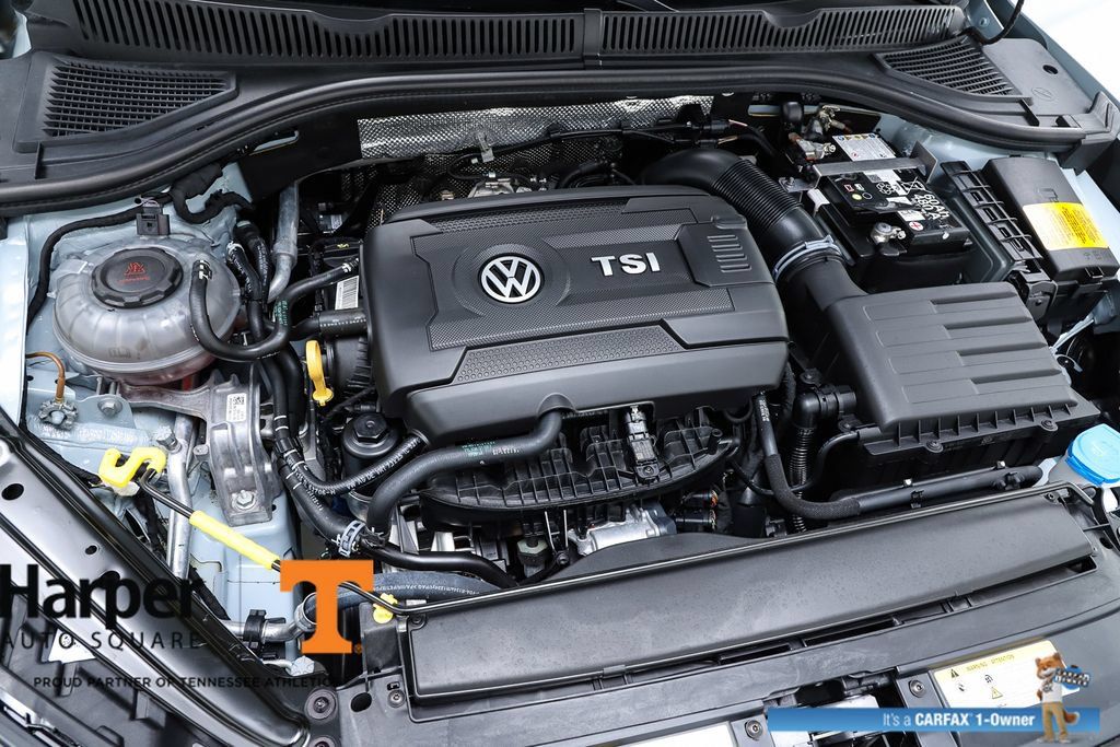 Used 2025 Volkswagen Jetta GLI Autobahn FWD image 28