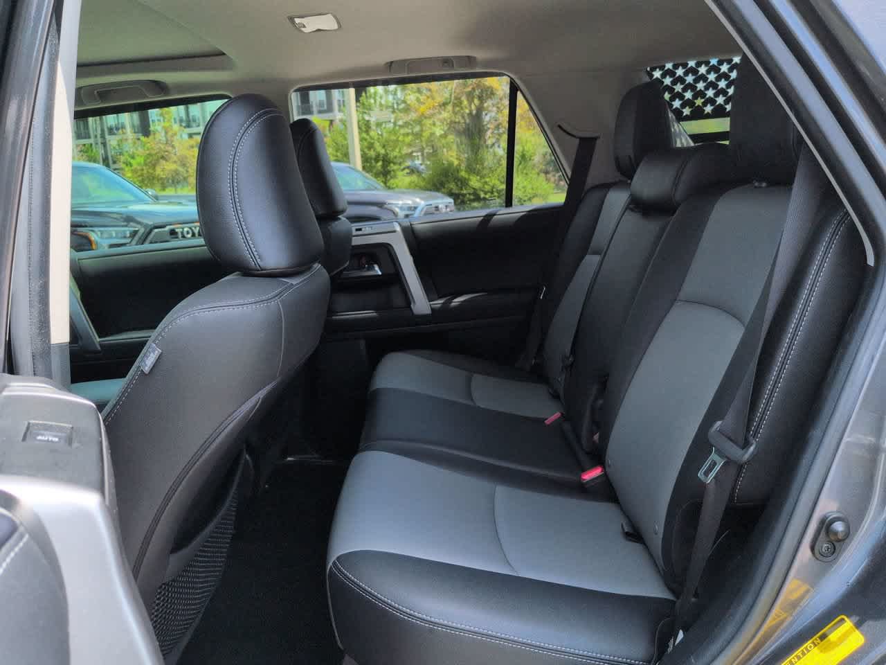 Used 2022 Toyota 4Runner SR5 Premium w/ Moonroof Package RWD image 13