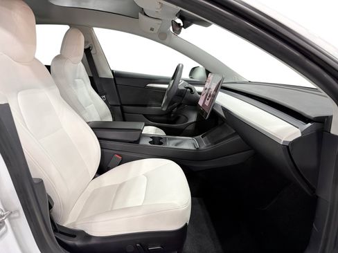 Certified 2021 Tesla Model 3 Standard Range Plus RWD image 13
