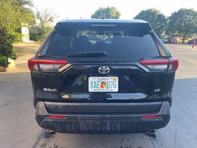 Certified 2025 Toyota RAV4 LE FWD image 5