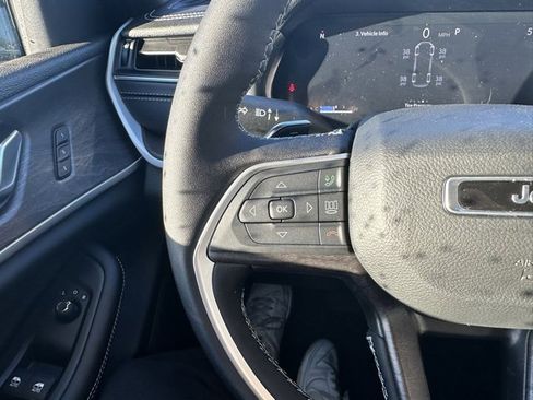 New 2025 Jeep Grand Cherokee L Limited image 27