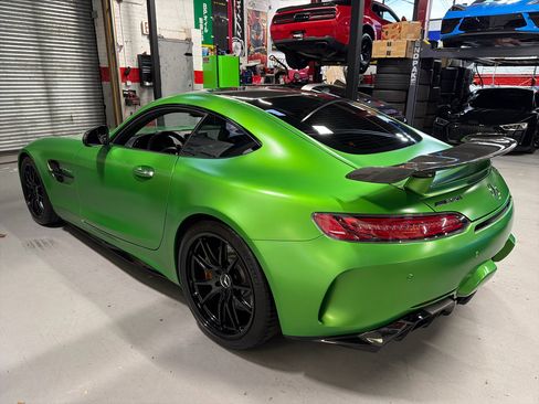 Used 2018 Mercedes-Benz AMG GT R image 10