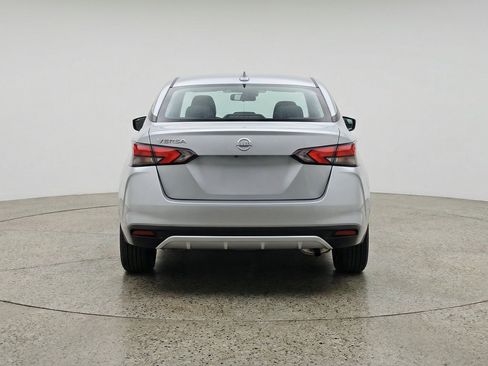 Used 2025 Nissan Versa SV FWD image 7