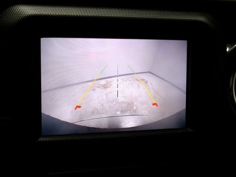 Used 2021 Jeep Wrangler Unlimited Sahara image 2