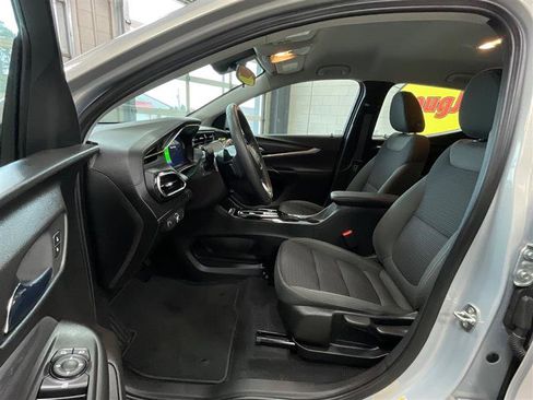 Used 2023 Chevrolet Bolt EUV LT w/ Driver Confidence Package FWD image 11
