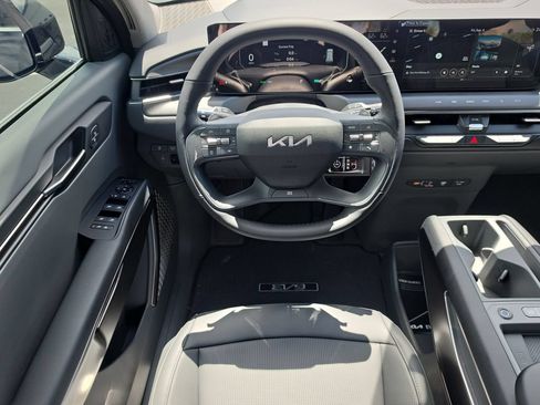 New 2026 Kia EV9 Light RWD image 14