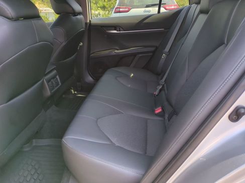 Used 2024 Toyota Camry XLE FWD image 18