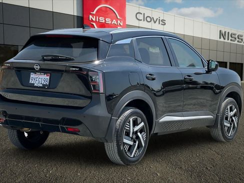 Certified 2026 Nissan Kicks SV FWD image 3