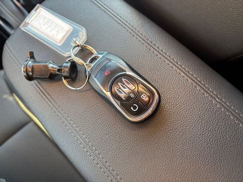 Used 2025 Buick Encore GX Preferred image 22
