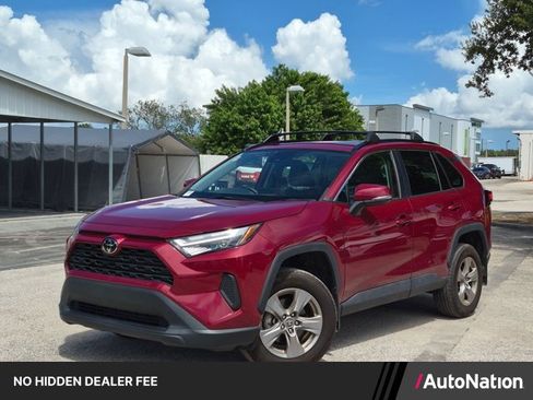 Used 2024 Toyota RAV4 XLE w/ Convenience Package FWD image 1