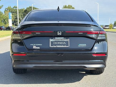 Used 2023 Honda Accord Sport image 5