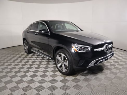 Used 2021 Mercedes-Benz GLC 300 4MATIC Coupe image 3