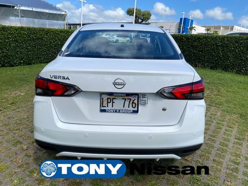 Used 2025 Nissan Versa S w/ Trunk Package FWD image 24