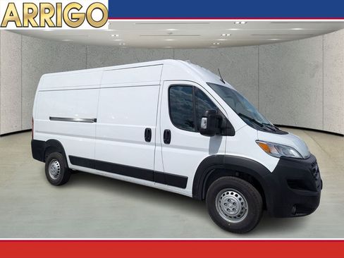 New 2026 RAM ProMaster 2500 w/ Convenience Group image 1