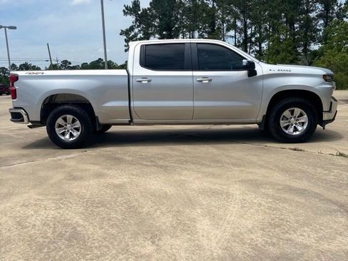 Used 2021 Chevrolet Silverado 1500 LT AWD/4WD image 6