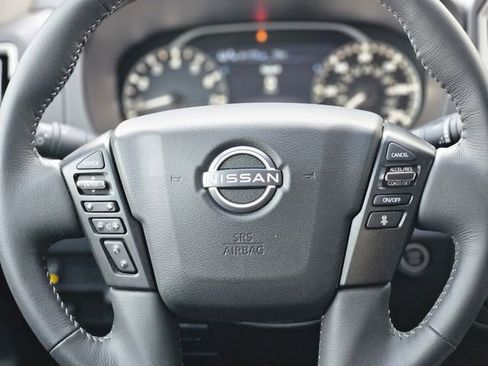 Certified 2025 Nissan Frontier SV w/ SV Convenience Package RWD image 16