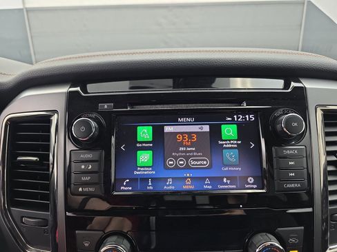 Used 2019 Nissan Titan Platinum Reserve image 29