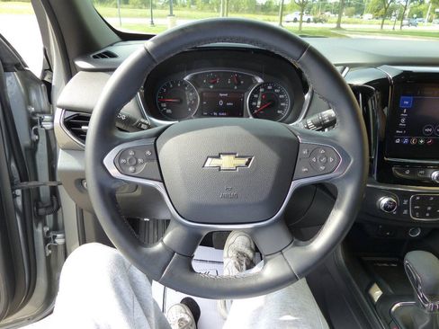 Used 2023 Chevrolet Traverse LT AWD/4WD image 25