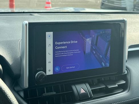 Used 2023 Toyota RAV4 XLE image 20