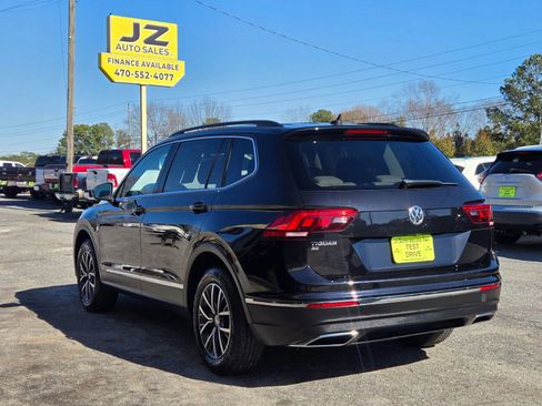 Used 2020 Volkswagen Tiguan SE image 4