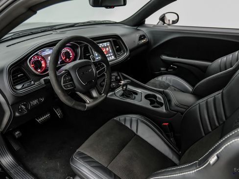 Used 2023 Dodge Challenger SRT Hellcat Redeye RWD image 2