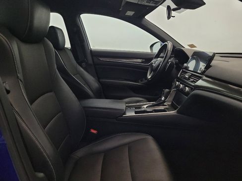 Used 2018 Honda Accord Sport image 21