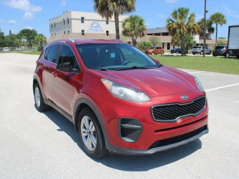 Used 2019 Kia Sportage LX FWD image 32