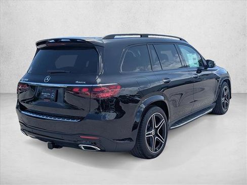 New 2026 Mercedes-Benz GLS 450 4MATIC image 2