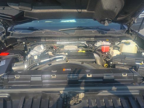 Used 2021 Chevrolet Silverado 2500 High Country w/ Technology Package AWD/4WD image 20