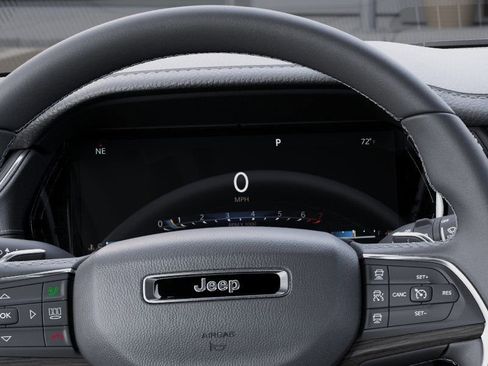 New 2026 Jeep Grand Cherokee Limited image 18