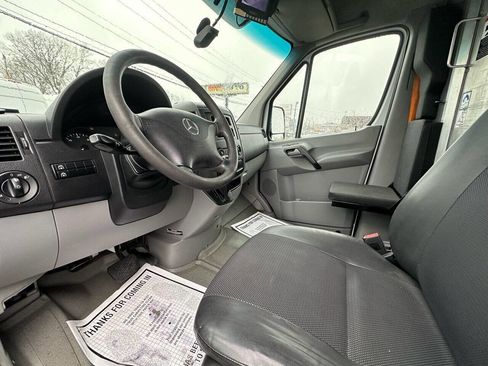 Used 2012 Mercedes-Benz Sprinter 2500 image 9