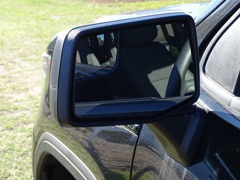 Used 2025 GMC Sierra 1500 Pro w/ Graphite Edition image 11