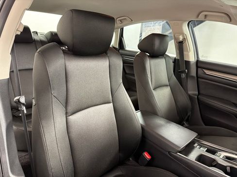 Used 2020 Honda Accord LX image 23