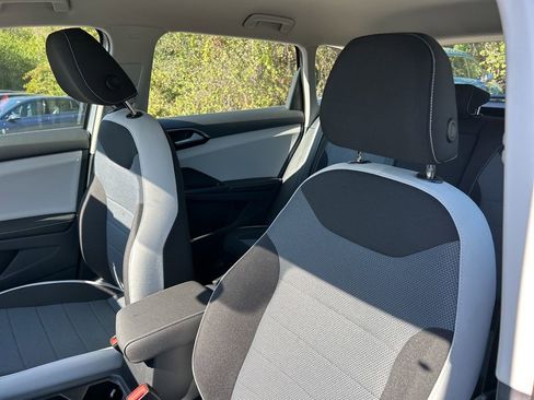 New 2026 Volkswagen Taos S FWD image 20