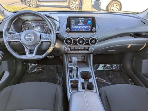 Used 2024 Nissan Sentra SV w/ Lighting Package image 13