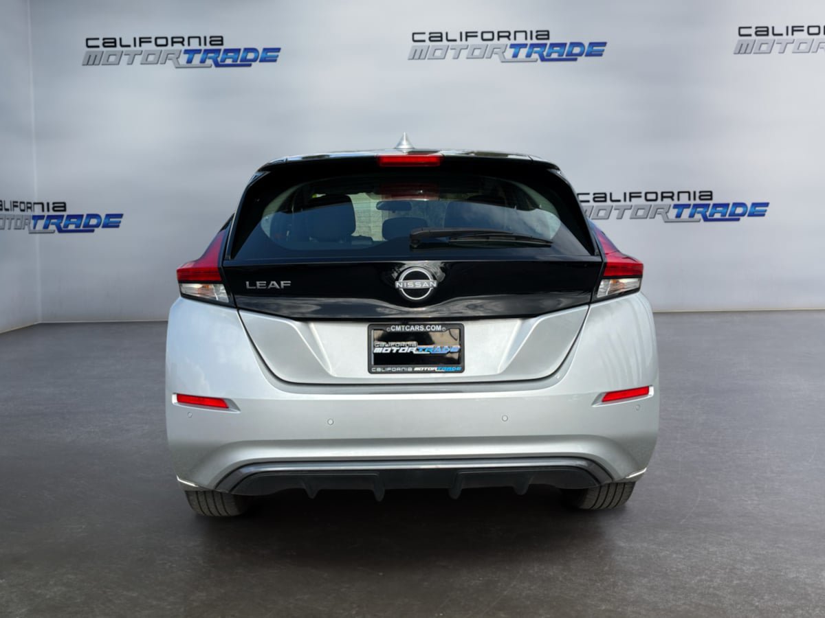 Used 2023 Nissan Leaf S FWD image 6
