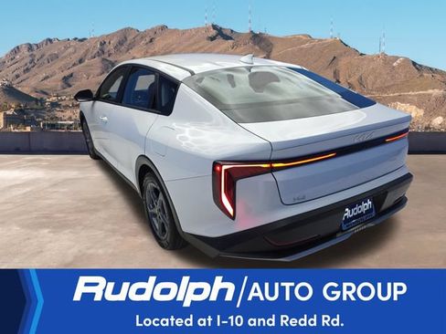 Used 2025 Kia K4 FWD image 3