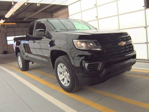 Used 2022 Chevrolet Colorado LT w/ Fleet Safety Package image 6