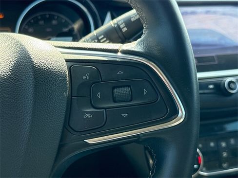 Used 2022 Buick Encore GX Select image 23