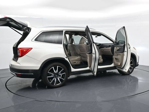 Used 2019 Honda Pilot Elite image 17